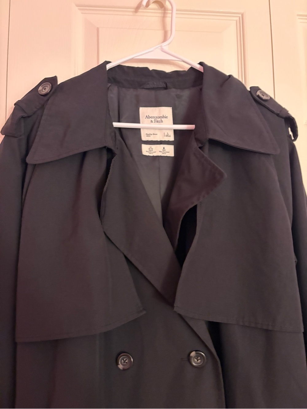 Abercrombie and Fitch Classic Black Trench Coat - Picture 15 of 15